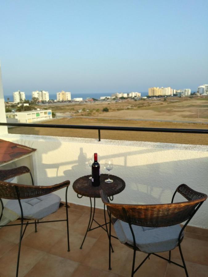Must Stay - Sea & Salt Lake Panoramic View Apt 拉纳卡 外观 照片