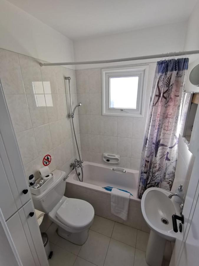 Must Stay - Sea & Salt Lake Panoramic View Apt 拉纳卡 外观 照片